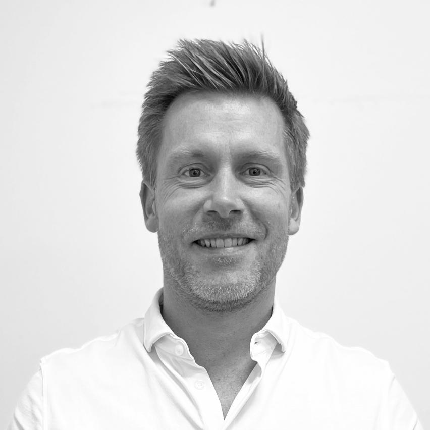 THOMAS ENGELUND